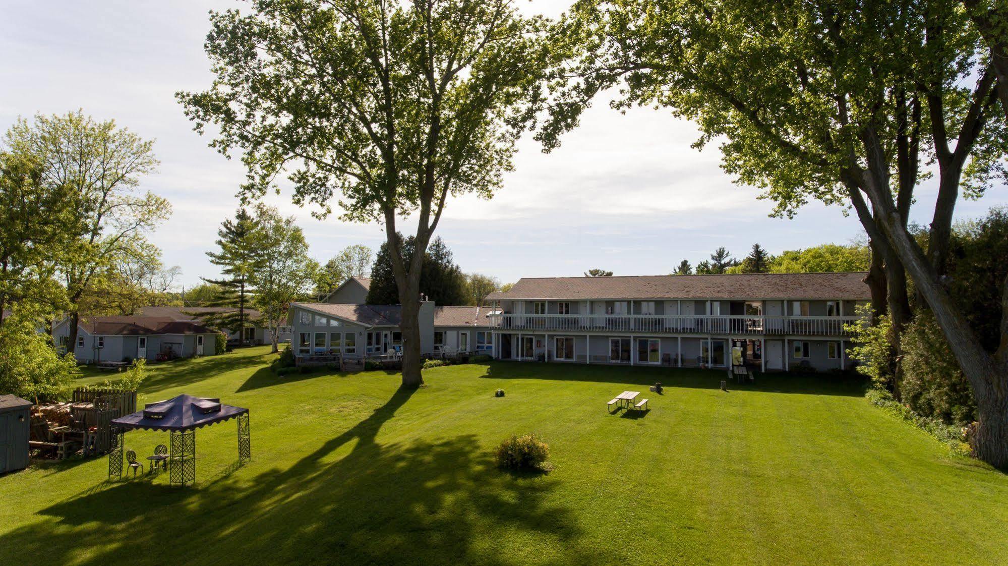 Square Rigger Resort Jacksonport